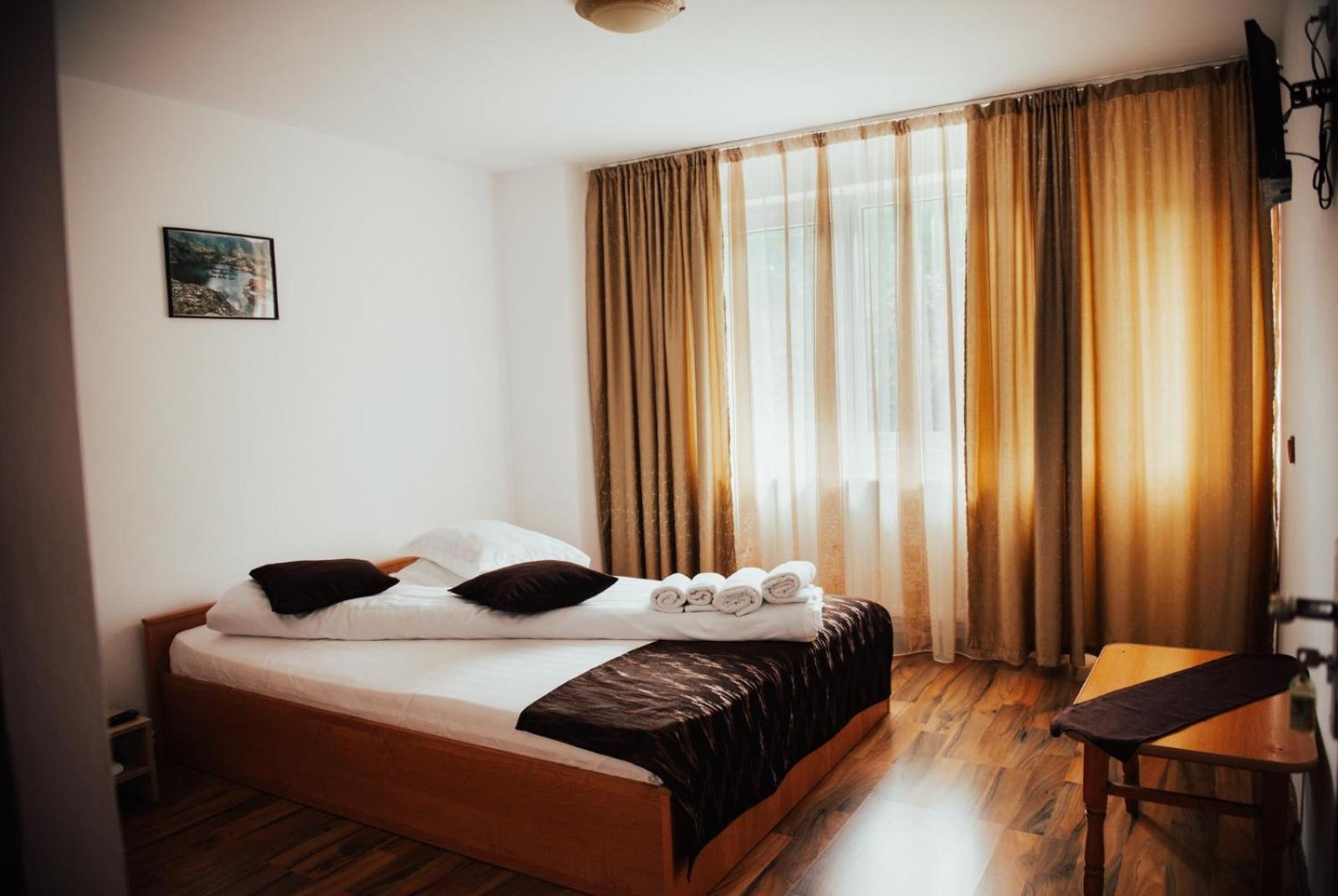 Hotel Popasul Drumetului Transfagarasan Curtea de Argeş Camera foto